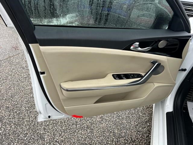 2023 Kia Stinger GT-Line