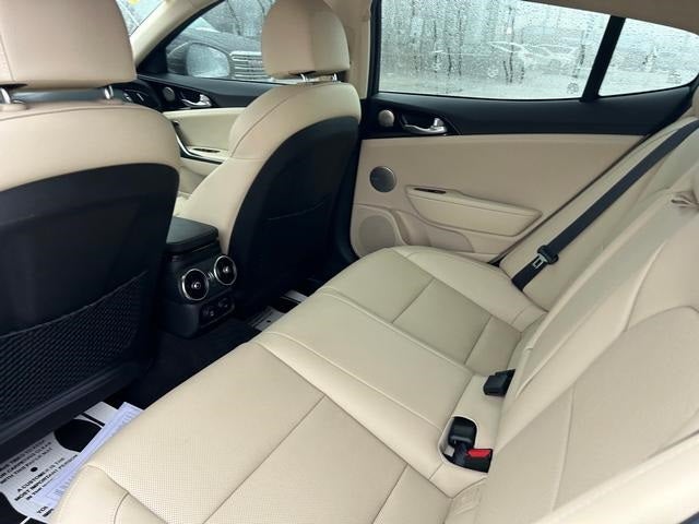 2023 Kia Stinger GT-Line