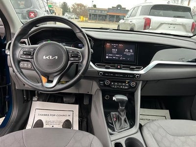 2022 Kia Niro LXS
