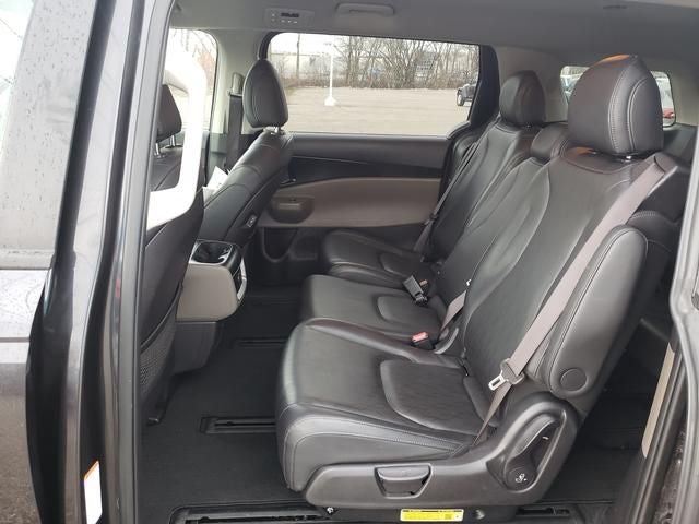 2025 Kia Carnival MPV LXS