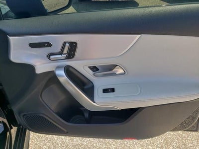 2021 Mercedes-Benz A 220 4MATIC®