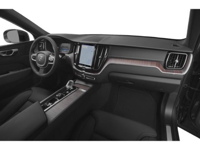 2022 Volvo XC60 Recharge Plug-In Hybrid T8 R-Design Extended Range