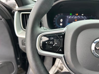 2022 Volvo XC60 Recharge Plug-In Hybrid T8 R-Design Extended Range