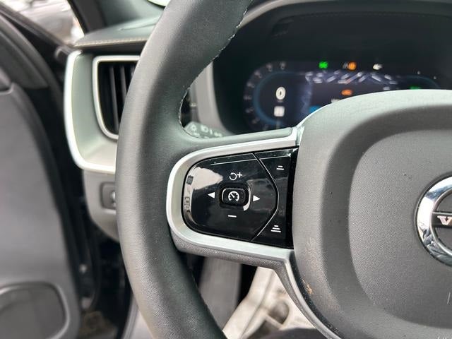 2022 Volvo XC60 Recharge Plug-In Hybrid T8 R-Design Extended Range