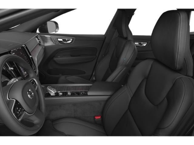 2022 Volvo XC60 Recharge Plug-In Hybrid T8 R-Design Extended Range